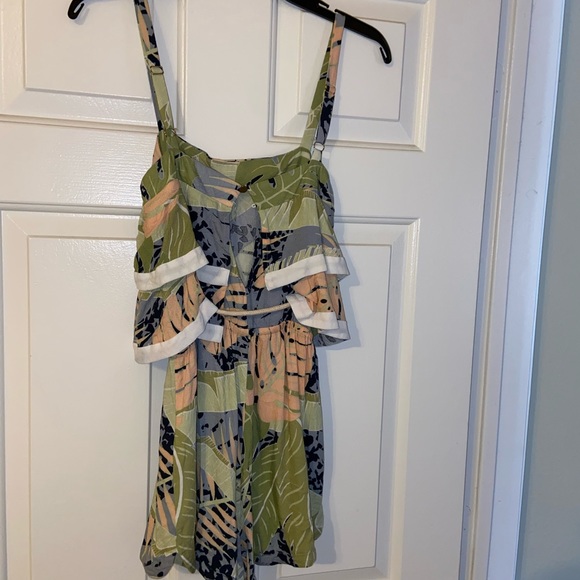 MINKPINK Green Leafs Spaghetti Strap Romper - Picture 5 of 8